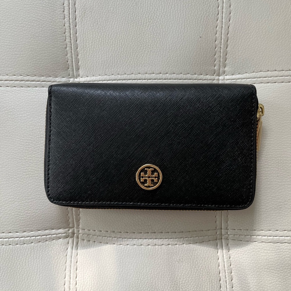 Tory Burch Robinson Wallet